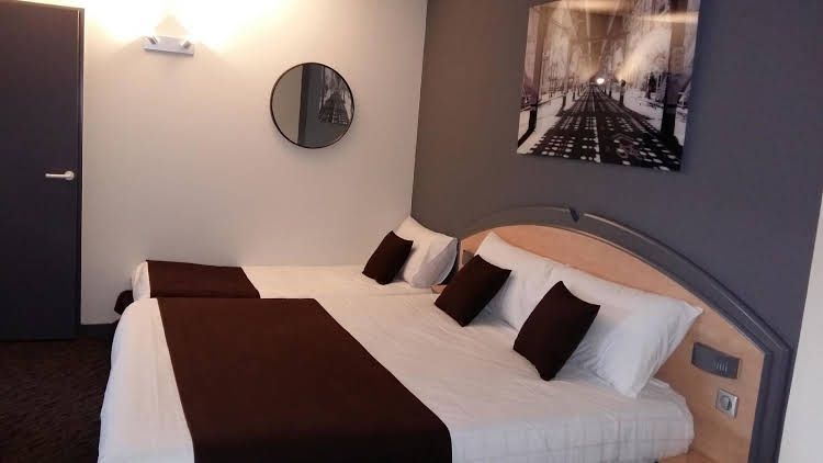 โฮเทล เครียด บรีฟ อูเอสต์ (Hotel Kyriad Brive Ouest)1