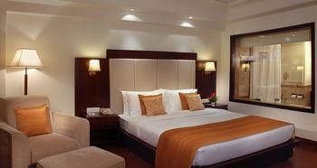Park Plaza0