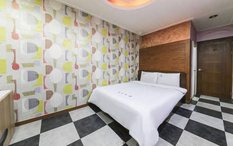 Chuncheon Ritz0
