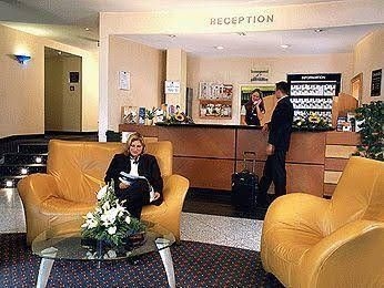Tulip Inn0