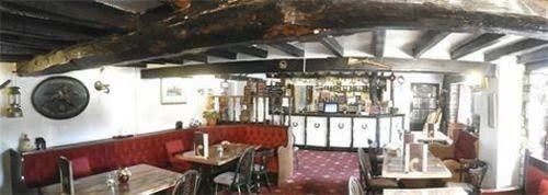 The Red Lion0