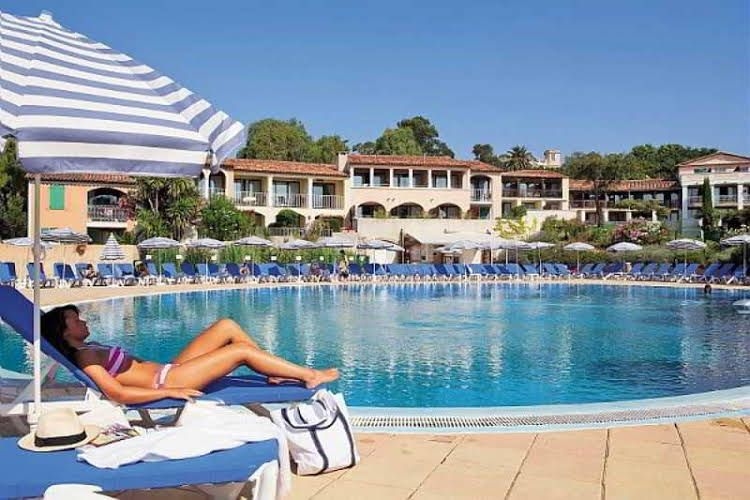 P and V Residence les Parcs de Grimaud0