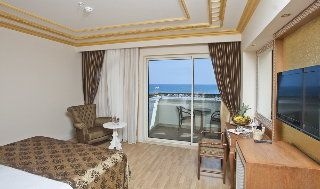 Crystal Palace Luxury Resort & Spa4