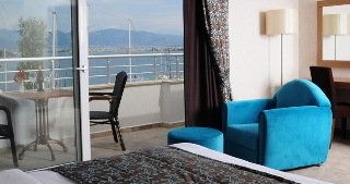 Marina Vista Hotel2