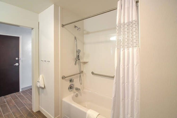 Hampton Inn Crestview I10 FL2
