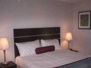 Super 8 Saskatoon Near Downtown0
