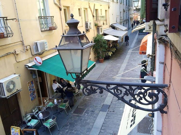 Eclat Apartment0
