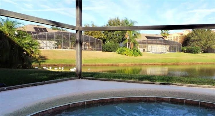 Lake Star Villa0