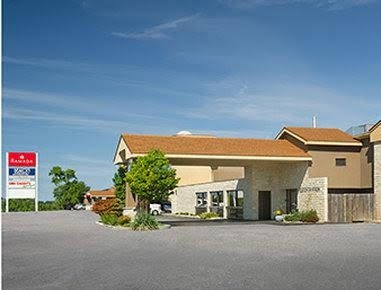 Ramada Jordan/Beacon Harbourside Resort0