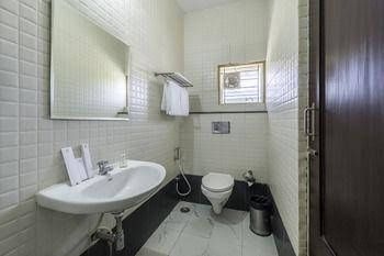 Treebo Sanctum Suites0