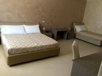 Hotel Riviera Palace0