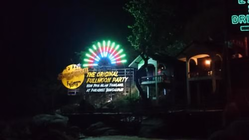 ซี ซี แบ๊คแพคเกอร์ (See Sea Backpacker House)1