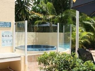 Sundeck Gardens Apartments0