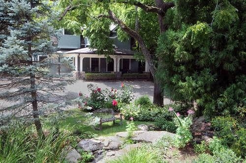 The Black Walnut B and B Inn0