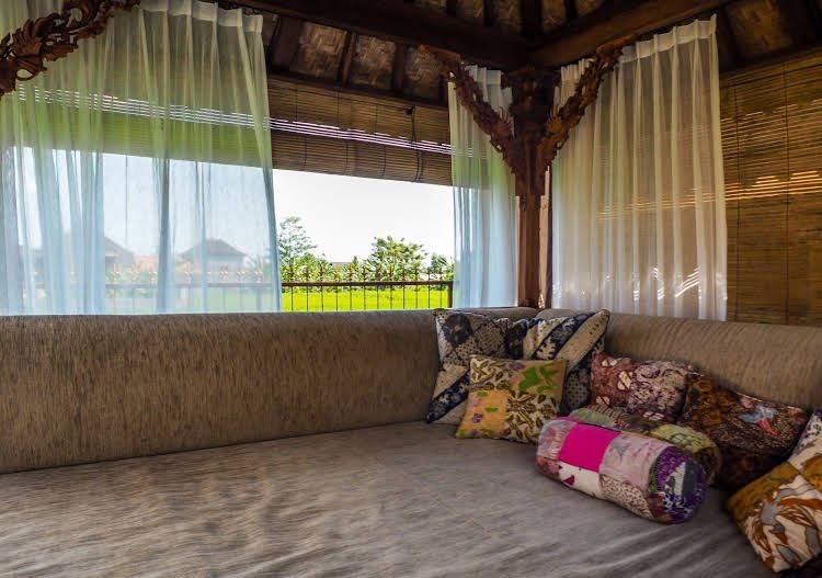 Devi's Place Ubud0