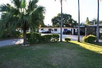 Emerald Tower Motor Inn0