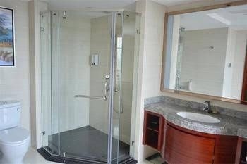 Longjiang Langham0