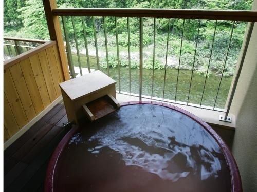 เรียวกัง ยุเซง ชิดะเตะ (Ryokan Yusen Shidate)0