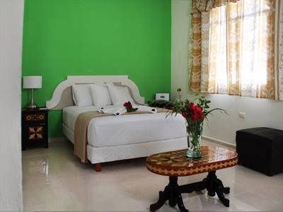 Marites Tulum0