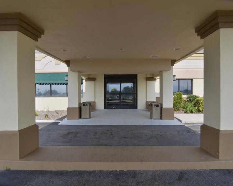 Quality Inn1