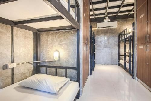OYO 585 Freedom Hostel @ Phi Phi near Phi Phi Hospital0