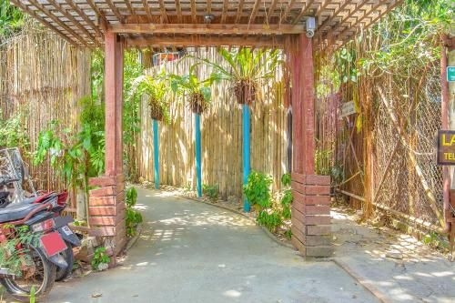 OYO 585 Freedom Hostel @ Phi Phi near Phi Phi Hospital4