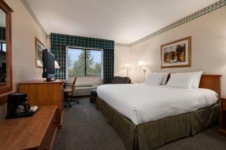 Ramada Kent Seattle Area0