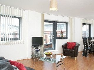 Comfort Zone Cutlass Apartment hotel birmingham1
