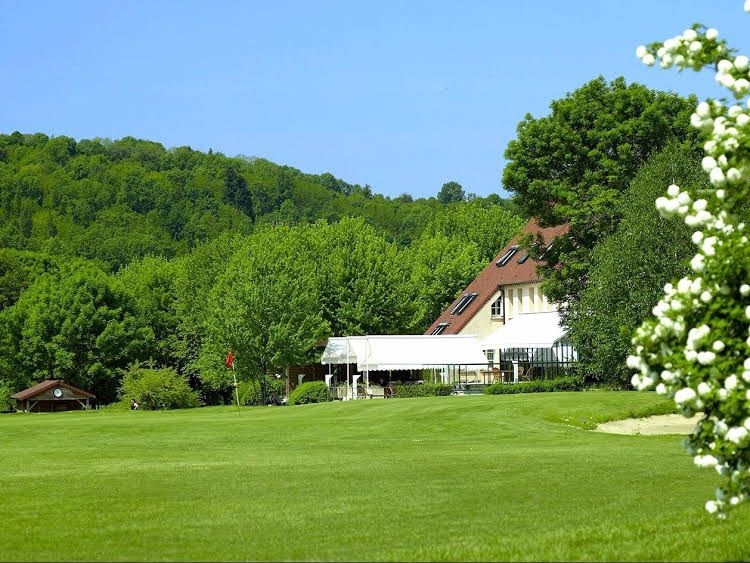 Golf Resort Du Val De Sorne0