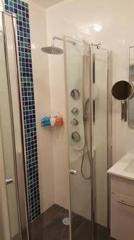 Davids Fancy Apartment0