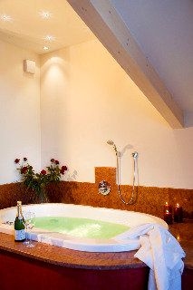 Suite Hotel Villa Tirol1