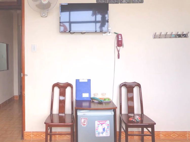 Phuong Tung Dalat0