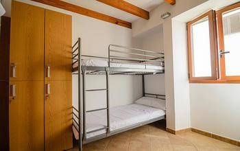 Embat Hostel3