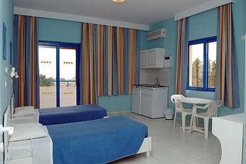 Romanza Appartments0