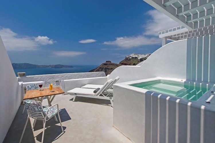 Aura Suites0
