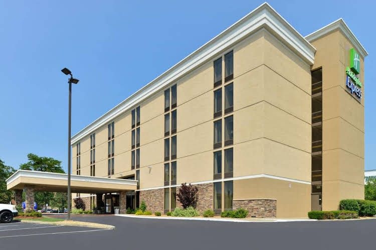 Hampton Inn Worcester0