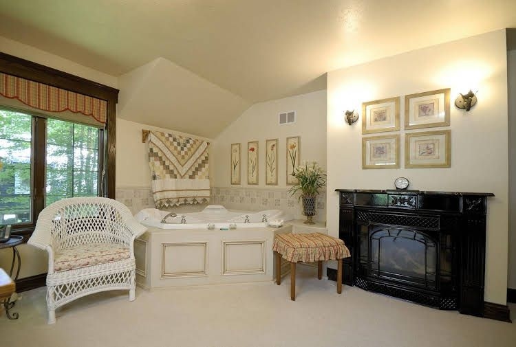 The Roost Bed and Breakfast0