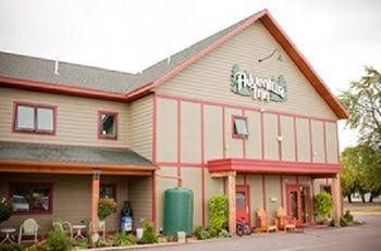 Adventure Inn0
