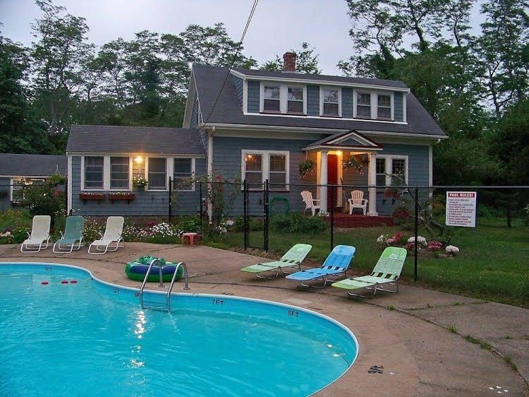 Beach Plum Motor Lodge0