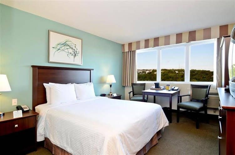 Best Western Chocolate Lake0