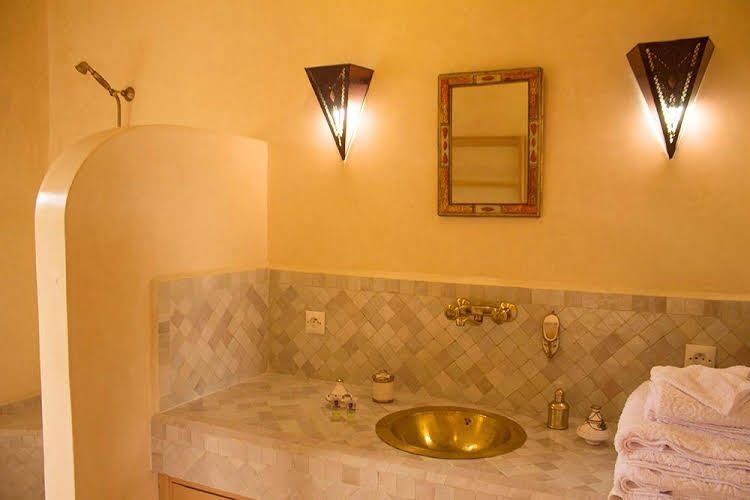 Riad Anma0