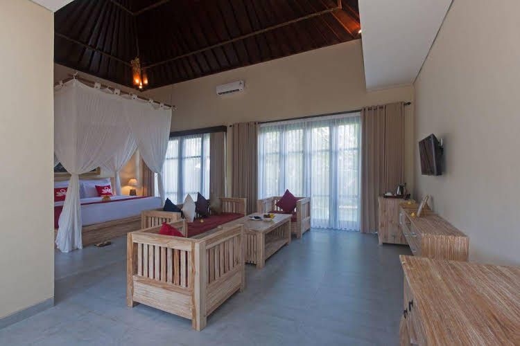 ZEN Rooms Tampak Siring1