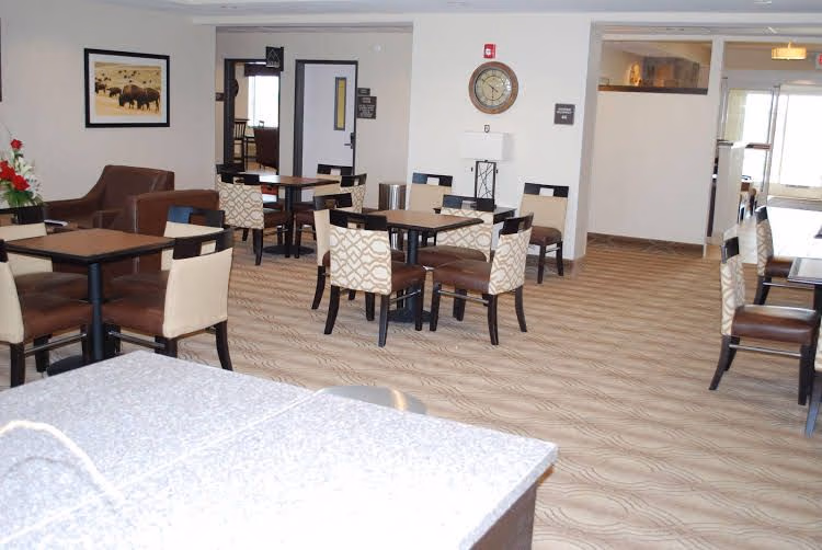 Landmark Suites0