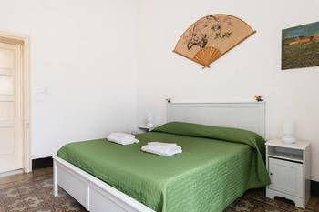 Ursino House0
