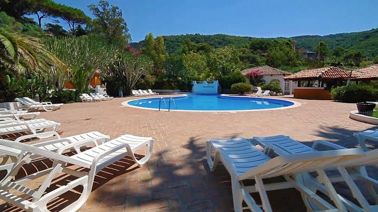 Baia Paraelios Resort0