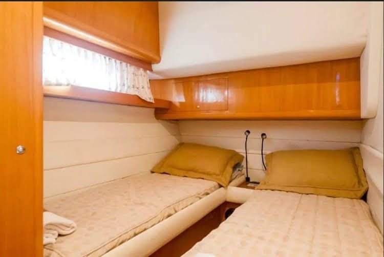 Boat and Bed Ocean View0