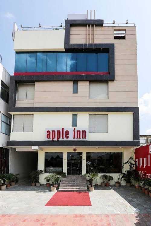 ทีจีไอ แอปเปิล อินน์ (TGI Apple Inn)0