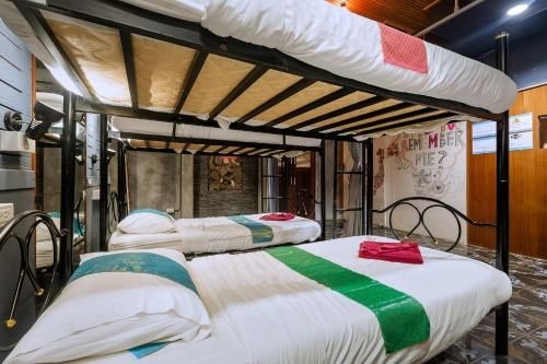 ฝันดี โฮสเทล (Fundee House Hostel)0