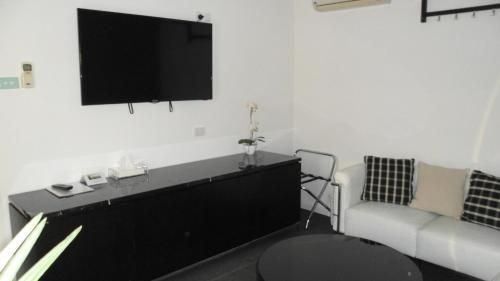 Altair Motel2