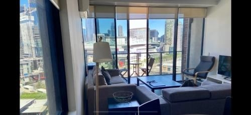 AKOM Docklands1